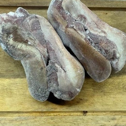 捕獲時のストレスを極限まで抑える「ネックショット」【鹿タン】希少部位　旨味は牛タン以上　4本パック