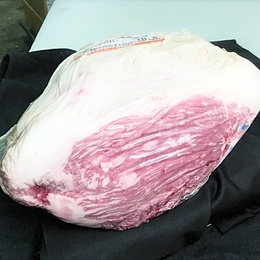 国産牛　B2等級(交雑)ソトモモ　