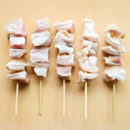 冷凍/豚耳/猪耳/軟骨付ミミガー串/焼鳥/やきとり/串焼き400本