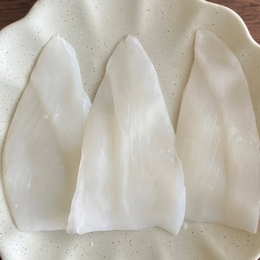 【寿司ネタ】新鮮ヤリイカハーフカット　140g(20枚)